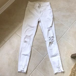 White Super Stretchy Ripped AE Jeans